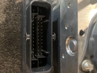 bontott OPEL CORSA E ABS Kocka