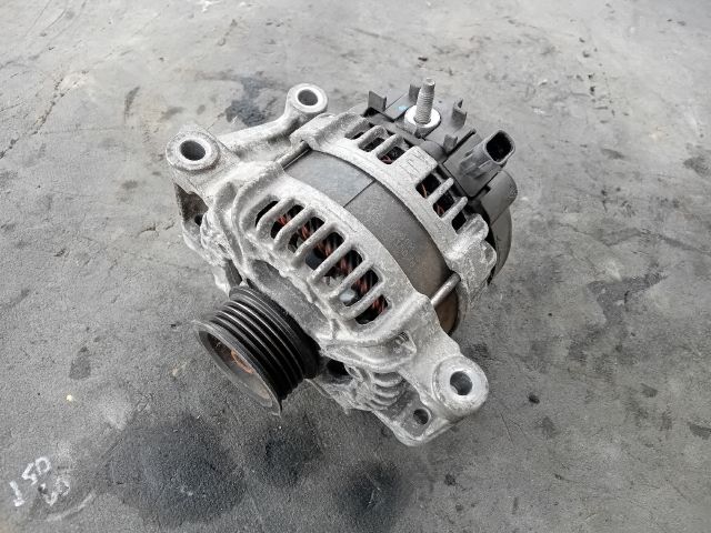 bontott OPEL CORSA E Generátor