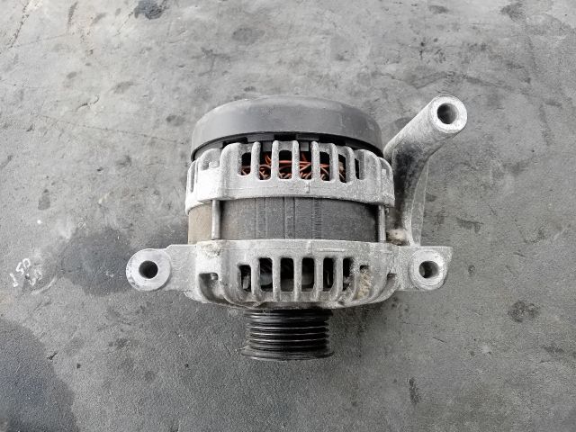 bontott OPEL CORSA E Generátor