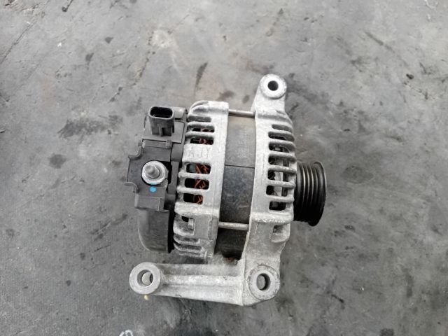 bontott OPEL CORSA E Generátor