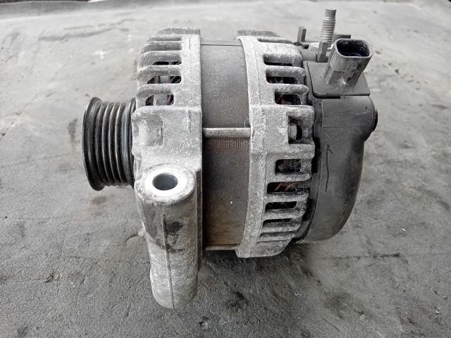 bontott OPEL CORSA E Generátor