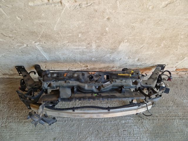 bontott OPEL CORSA E Komplett Homlokfal (Részeivel)