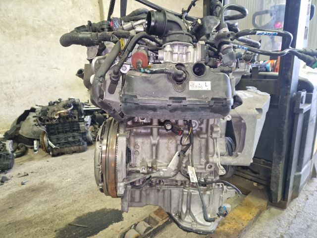 bontott OPEL CORSA E Komplett Motor (Segédberendezésekkel)