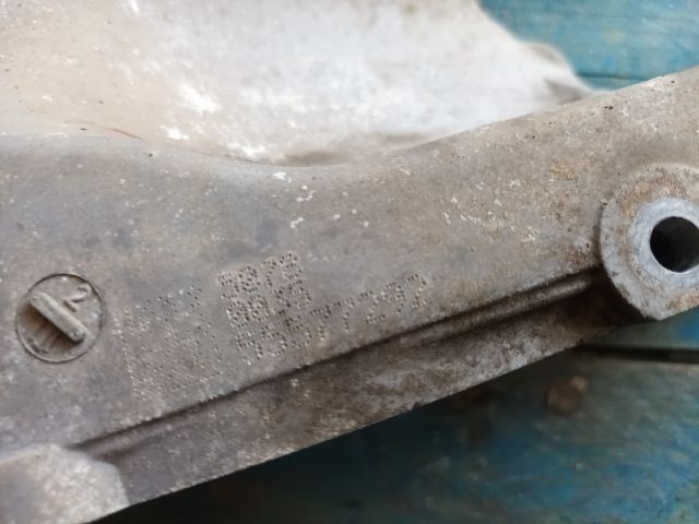 bontott OPEL CORSA E Olajteknő