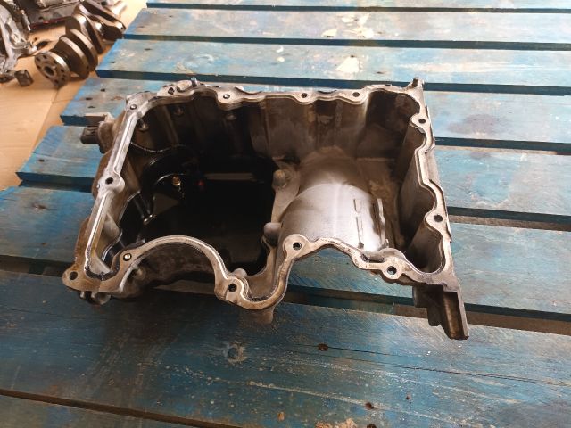 bontott OPEL CORSA E Olajteknő