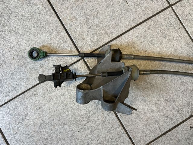 bontott OPEL CORSA E Váltó Bowden