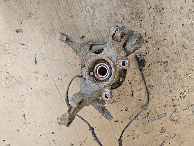 bontott OPEL CORSA E Jobb első Csonkállvány Kerékaggyal