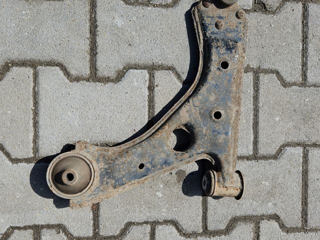 bontott OPEL CORSA E Bal első Lengőkar