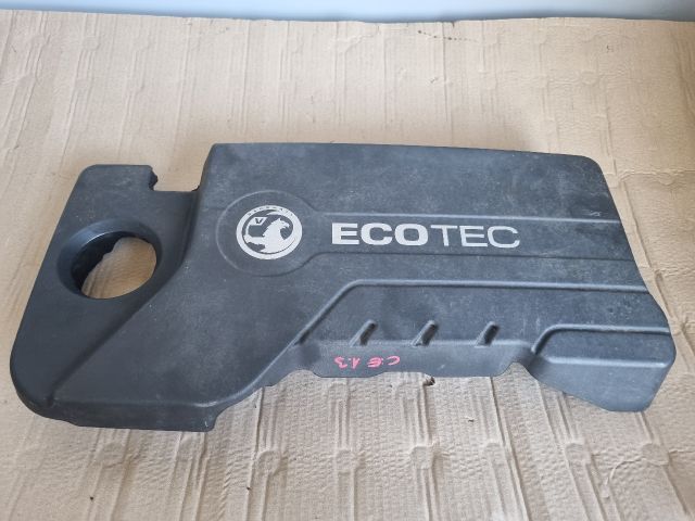 bontott OPEL CORSA E Felső Motorburkolat