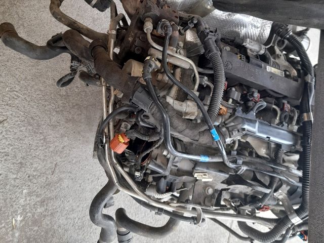 bontott OPEL CORSA E Komplett Motor (Segédberendezésekkel)