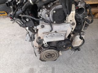 bontott OPEL CORSA E Komplett Motor (Segédberendezésekkel)