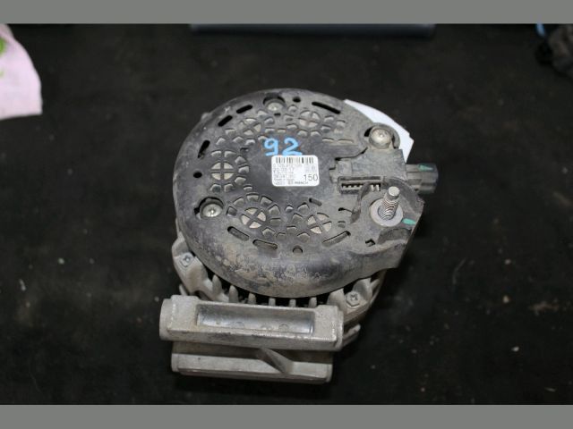 bontott OPEL CORSA E Generátor