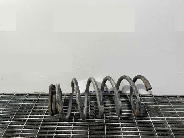 bontott OPEL CORSA E Hátsó Rugó