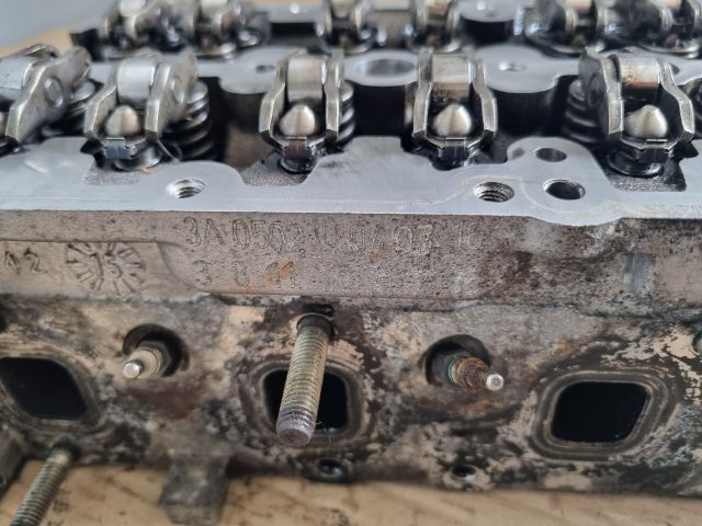 bontott OPEL CORSA E Hengerfej