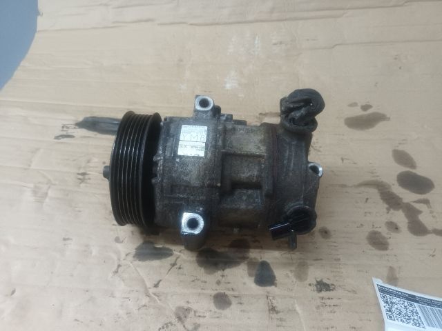 bontott OPEL CORSA E Klímakompresszor