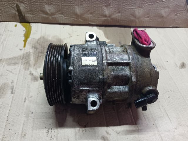 bontott OPEL CORSA E Klímakompresszor