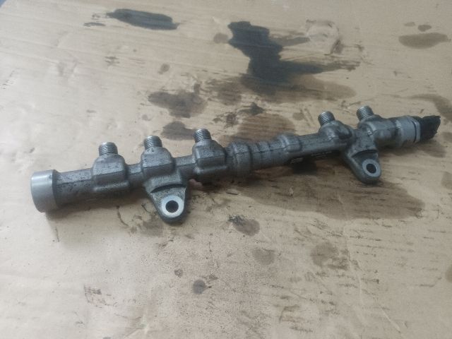 bontott OPEL CORSA E Közösnyomócső