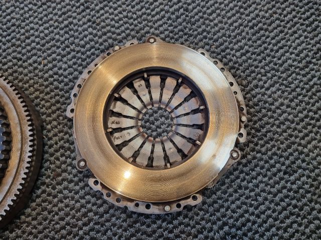 bontott OPEL CORSA E Kuplung Szett Lendkerékkel