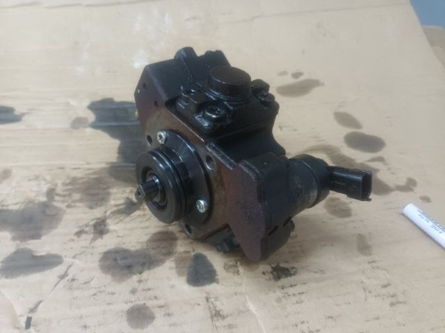 bontott OPEL CORSA E Nagynyomású Szivattyú