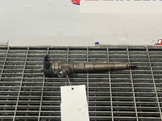 bontott OPEL CORSA E Porlasztó (1 db)