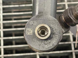 bontott OPEL CORSA E Porlasztó (1 db)