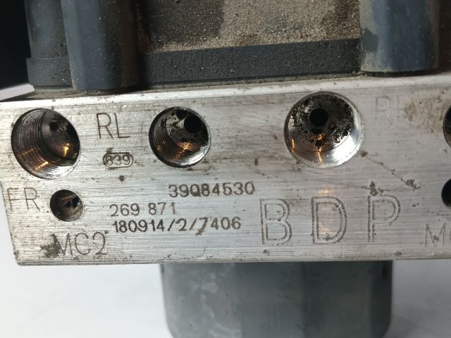 bontott OPEL CORSA E ABS Kocka