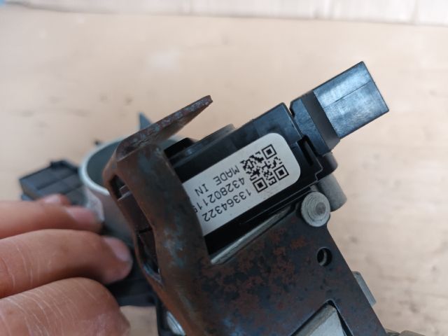 bontott OPEL CORSA E Gyújtáskapcsoló Házzal