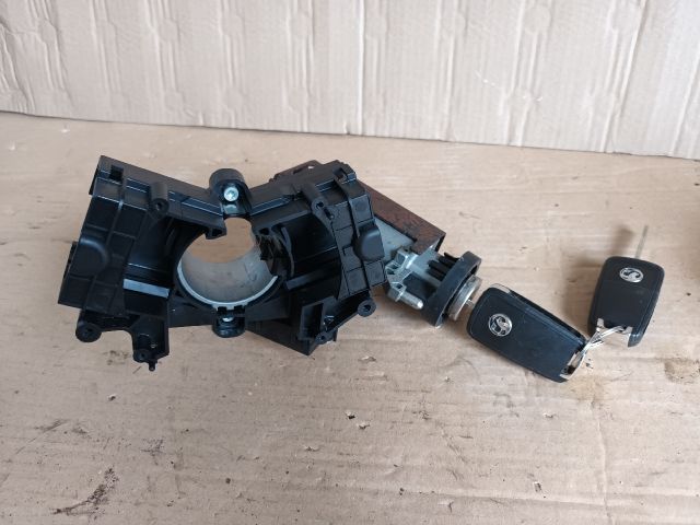 bontott OPEL CORSA E Gyújtáskapcsoló Házzal