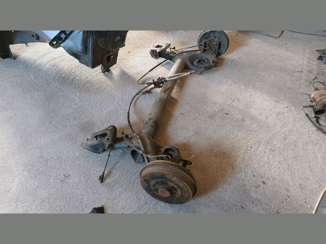 bontott OPEL CORSA E Hátsó Futómű (Részeivel)