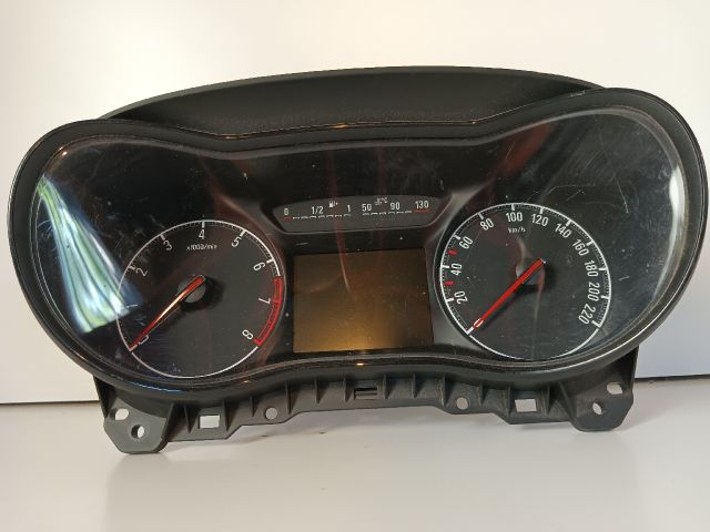 bontott OPEL CORSA E Kilométeróra