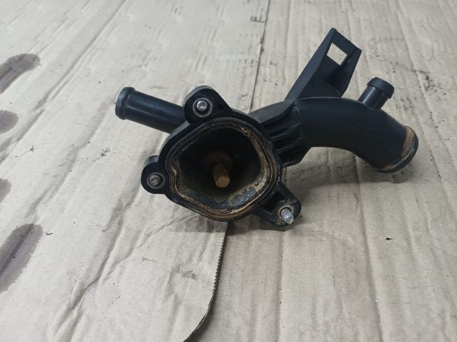 bontott OPEL CORSA E Vízcső