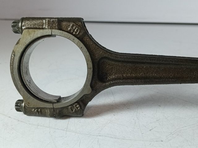 bontott OPEL CORSA E Dugattyú és Hajtókar