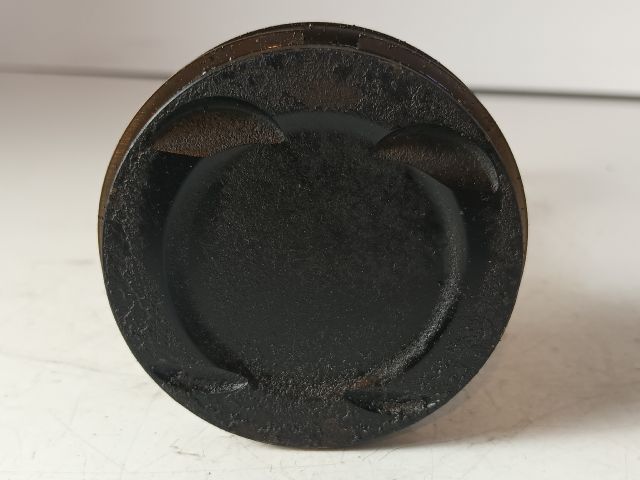 bontott OPEL CORSA E Dugattyú és Hajtókar