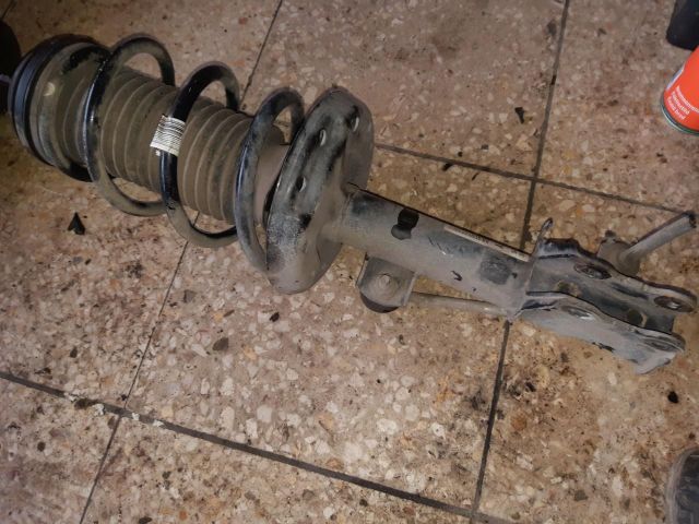 bontott OPEL CORSA E Jobb első Lengéscsillapító