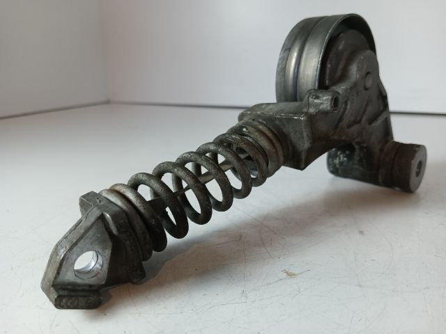 bontott OPEL CORSA E Szíjfeszítő Görgő