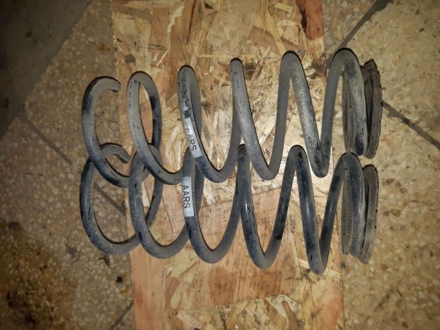 bontott OPEL CORSA E Hátsó Rugó Pár