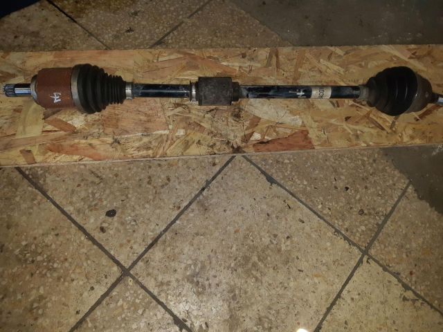 bontott OPEL CORSA E Jobb Féltengely