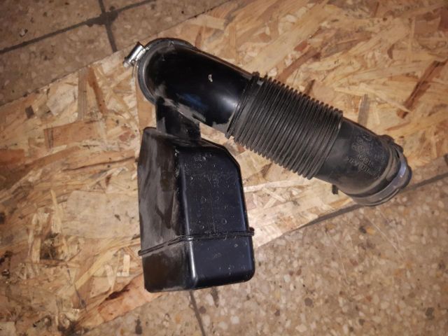 bontott OPEL CORSA E Légbeömlő Cső