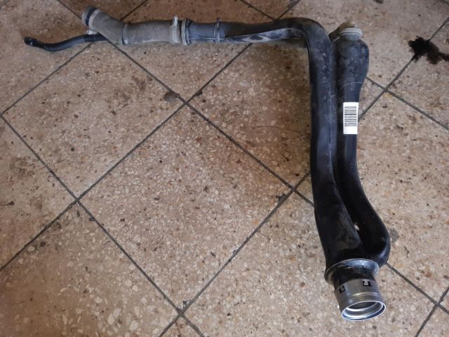 bontott OPEL CORSA E Tankbetöltő Cső (Fém)