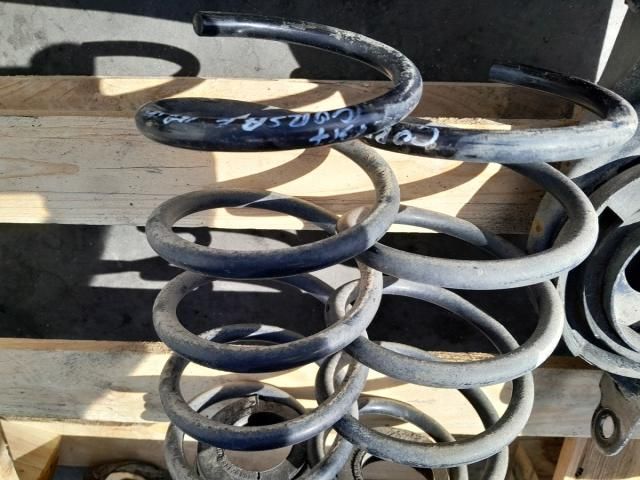 bontott OPEL CORSA E Jobb hátsó Rugó