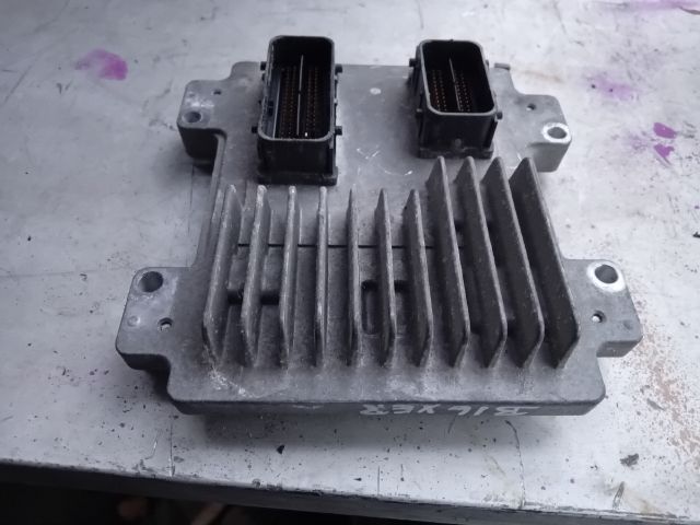 bontott OPEL CORSA E Motorvezérlő