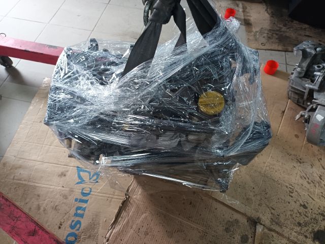 bontott OPEL CORSA E Motor (Fűzött blokk hengerfejjel)