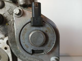 bontott OPEL CORSA E Olajszivattyú