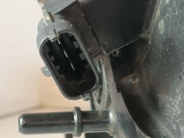 bontott OPEL CORSA E Szívósor