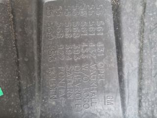 bontott OPEL CORSA E Felső Motorburkolat