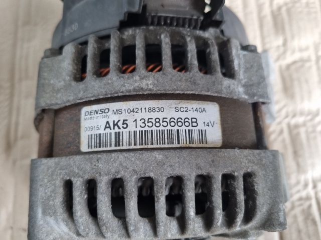 bontott OPEL CORSA E Generátor