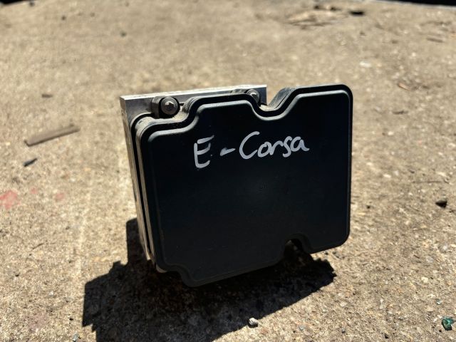 bontott OPEL CORSA E ABS Kocka