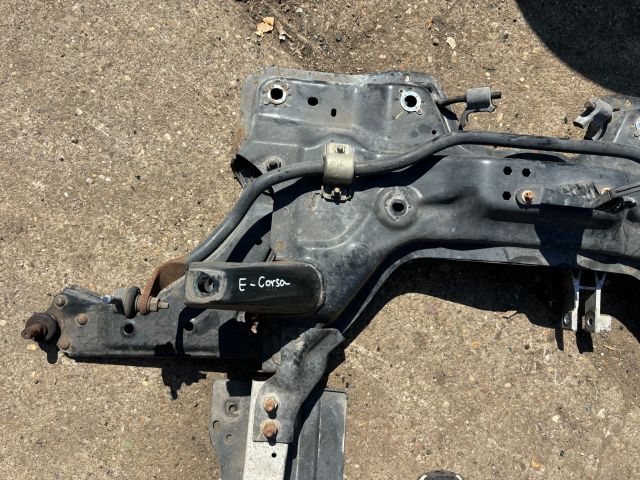 bontott OPEL CORSA E Első Bölcső