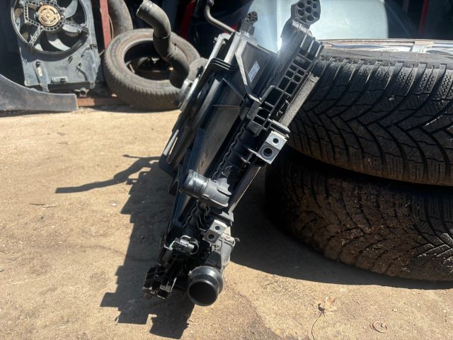 bontott OPEL CORSA E Hűtőventilátor