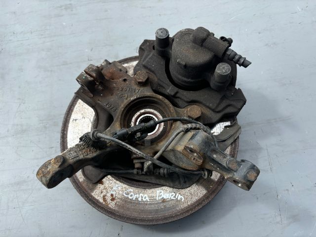 bontott OPEL CORSA E Jobb első Csonkállvány Kerékaggyal